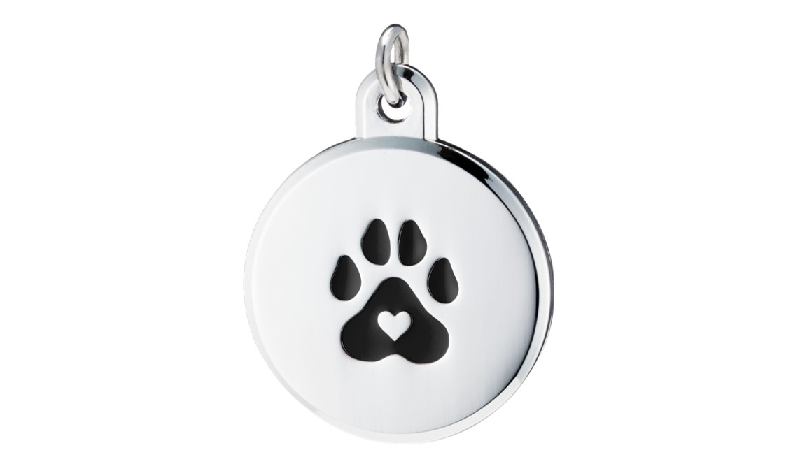 Black colored paw pendant