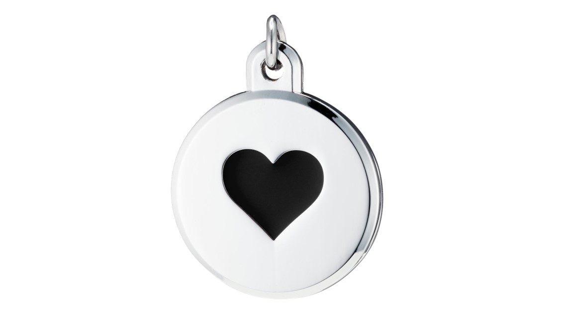 Black colored heart pendant